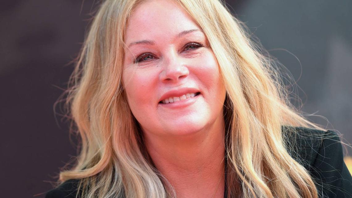 Christina Applegate's Latest Post Floods With Support After Hospitalization News 