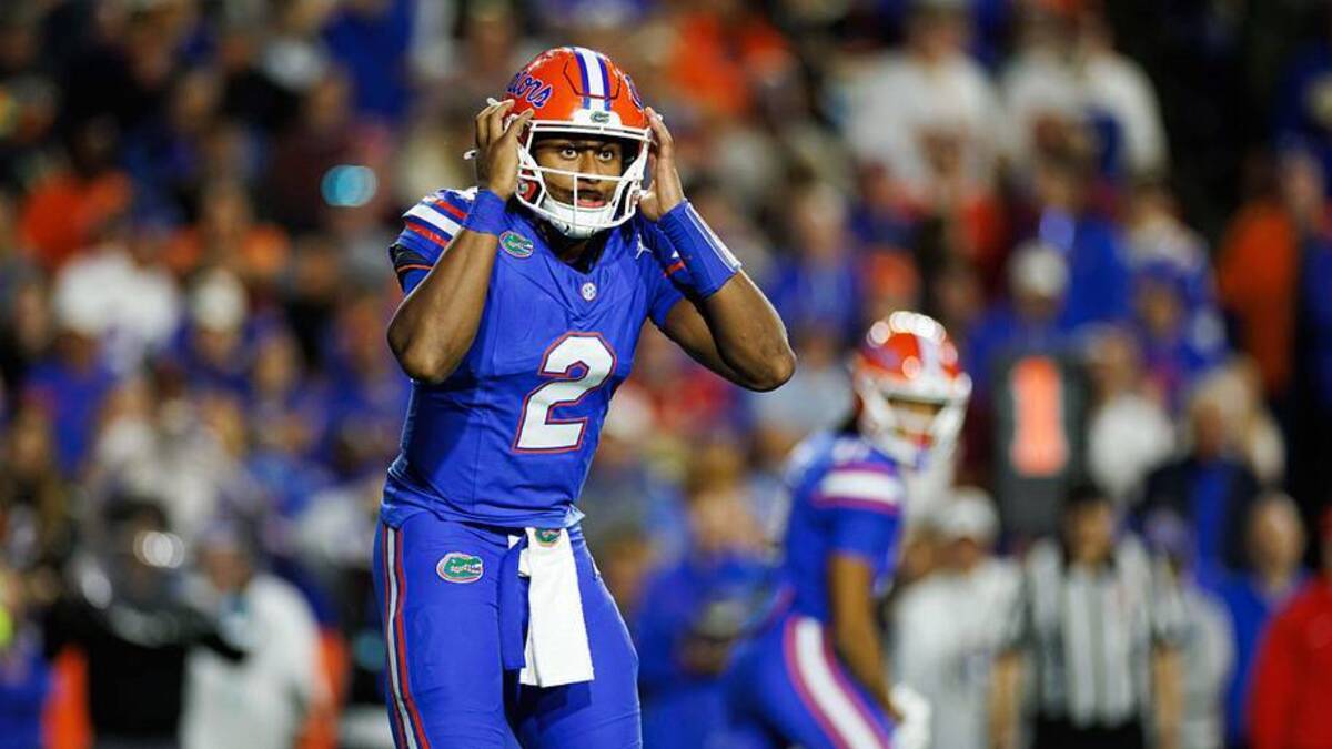  Nov 29, 2025; Gainesville, Florida, USA; Florida Gators quarterback DJ Lagway (2) gestures before the snap against the Florida State Seminoles during the second half at Ben Hill Griffin Stadium. Mandatory Credit: Matt Pendleton-Imagn Images | Matt Pendleton-Imagn Images 