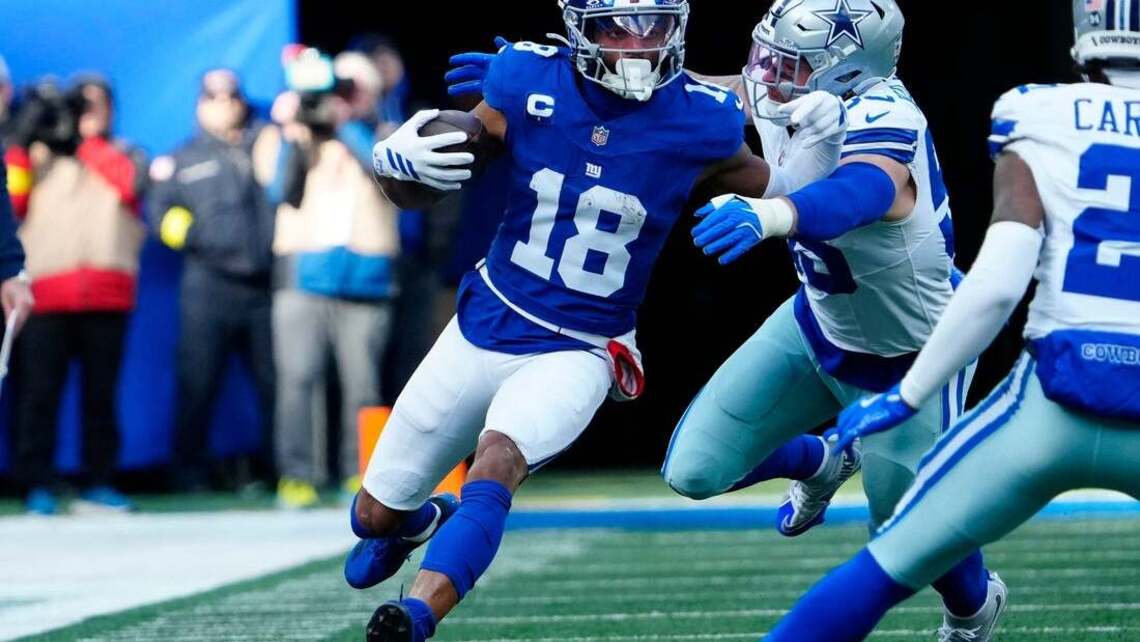 Giants release longtime starting WR Darius Slayton