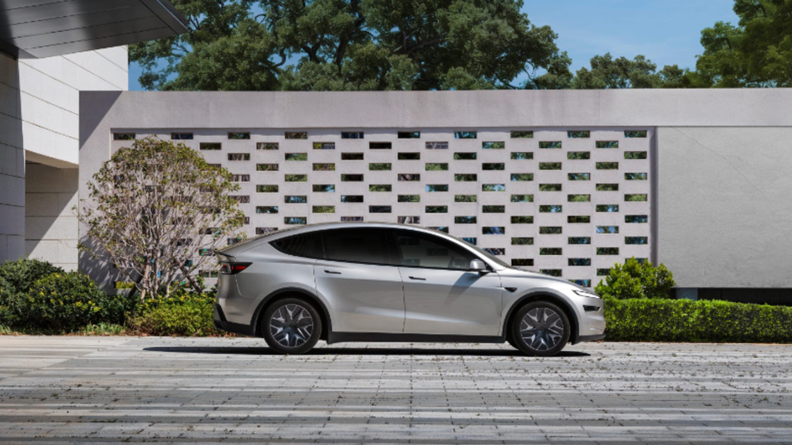 America is finally getting a larger Tesla Model Y electric SUV 