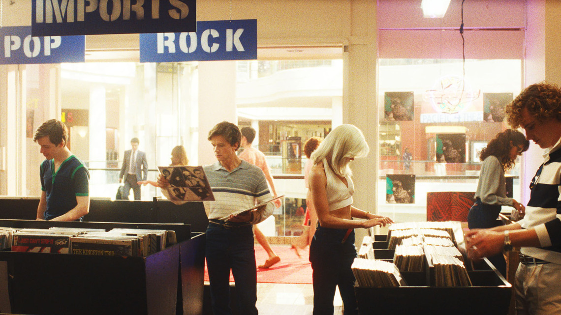 Ryan Murphy re-creates 1981 LA as the land of sun and serial killers in 'The Shards' 