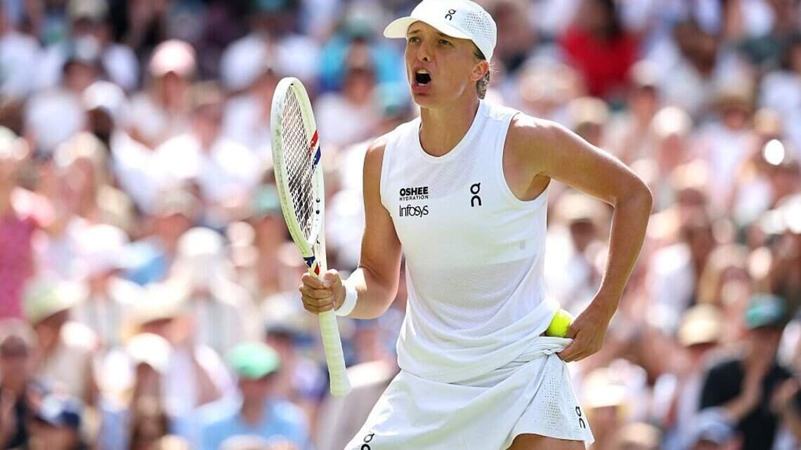 Wimbledon defending champ Swiatek turns back Townsend’s upset bid