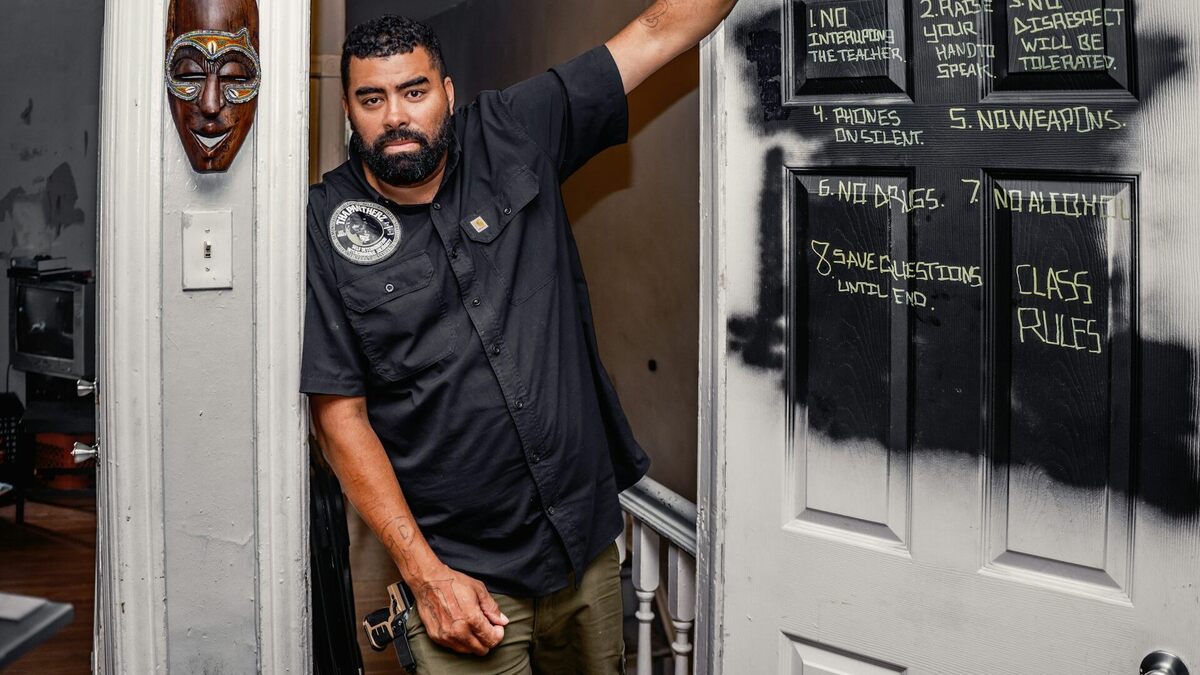 Paul Birdsong, a longtime community activist, leads the Black Lion Party for International Solidarity in Philadelphia. 