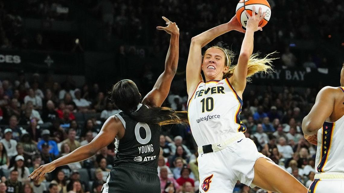 Fever re-sign G Lexie Hull 