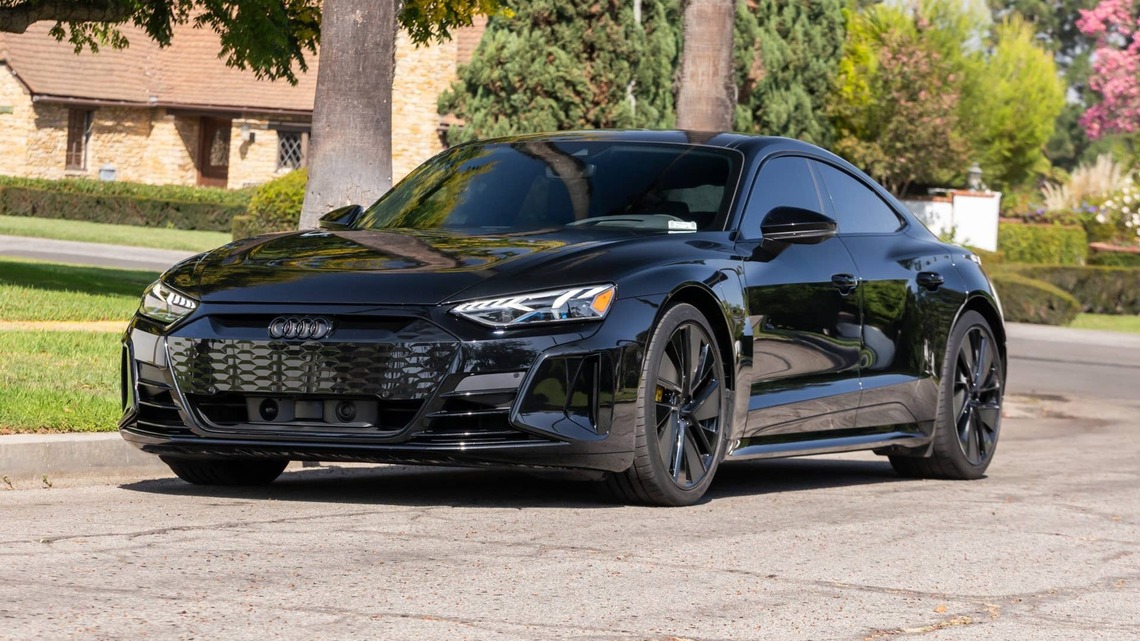 2023 Audi e-tron GT Prestige For Sale With 13,000 Miles 