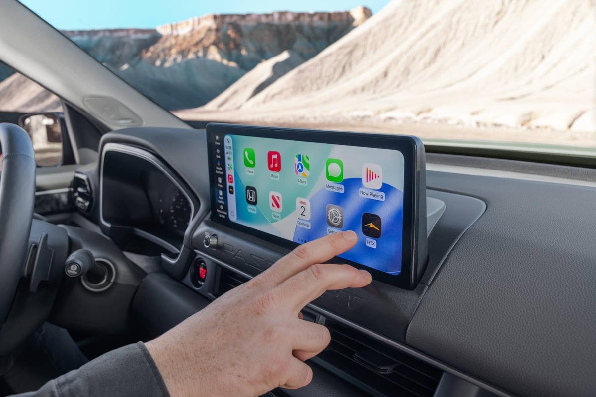 Honda Passport TrailSport with HTX app homescreen Honda
