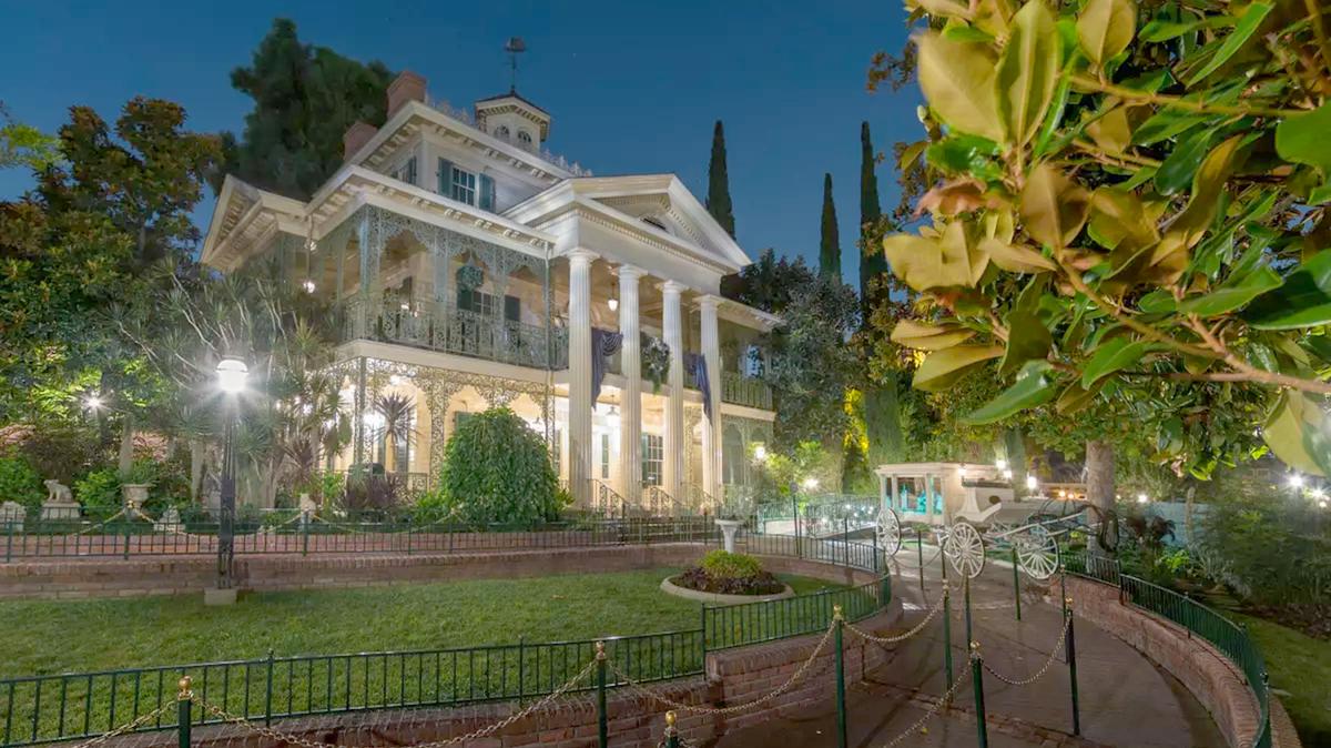 The Haunted Mansion ride in New Orleans Square at Disneyland Park in Anaheim in 2019. (Joshua Sudock/Disneyland Resort/TNS)