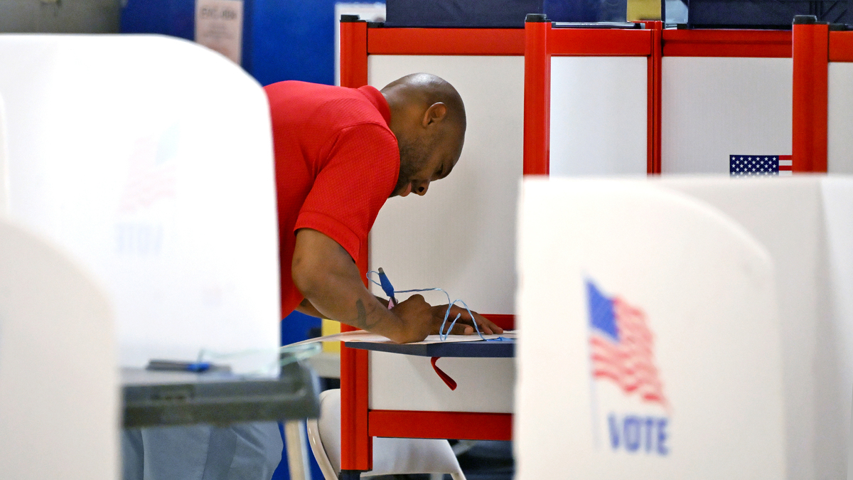 The Ohio Organizing Collaborative says FBI ‘swarms’ across the state targeted voter registration efforts, denying wrongdoing and calling the raids intimidation.