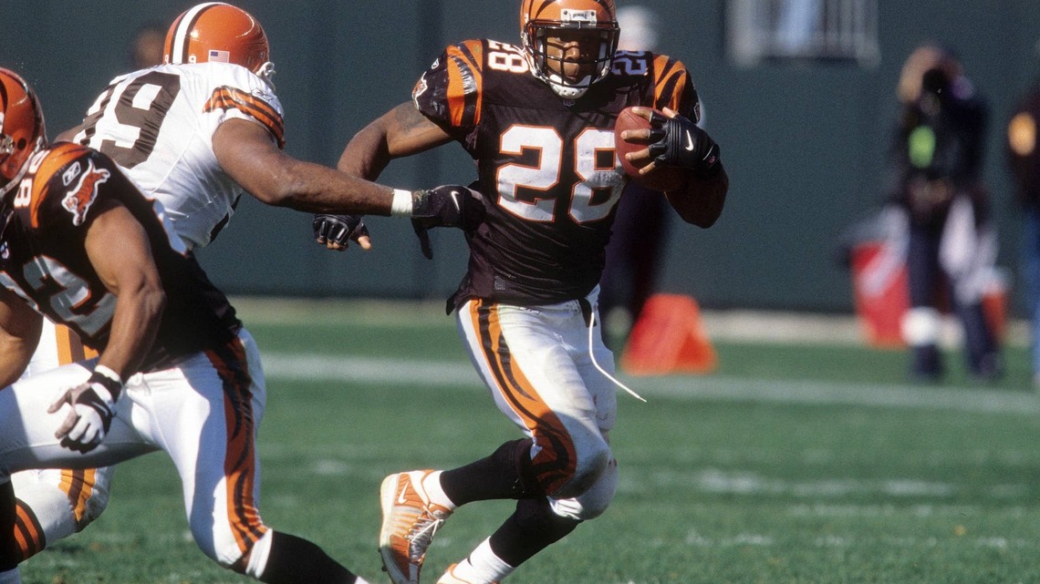 Remember When Corey Dillon Had 305 Yards in One Quarter? 