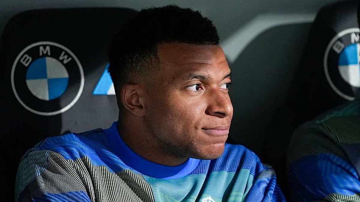  Kylian Mbappé came off the bench in the second half of Thursday's victory. | Oscar J. Barroso/Europa Press via Getty Images 