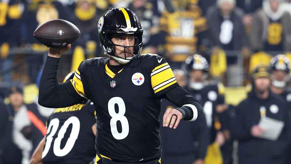  Jan 12, 2026; Pittsburgh, PA, USA; Pittsburgh Steelers quarterback Aaron Rodgers (8) throws during the first half of an AFC Wild Card Round game against the Houston Texans at Acrisure Stadium. Mandatory Credit: Charles LeClaire-Imagn Images | Charles LeClaire-Imagn Images 