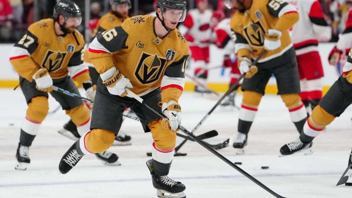 Rangers land F Pavel Dorofeyev from Golden Knights 