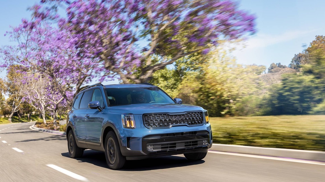 Kia Telluride Vs. Hyundai Palisade: Which One Has More Cargo Space? 