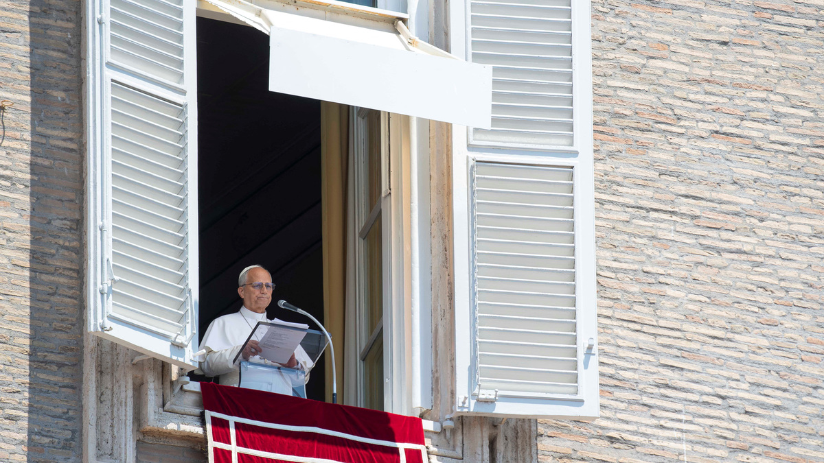 Pope Leo leads the Angelus prayer from a window of the Apostolic Palace at the Vatican, June 28, 2026.   Vatican Media/­Matteo Pernaselci/Handout via REUTERS