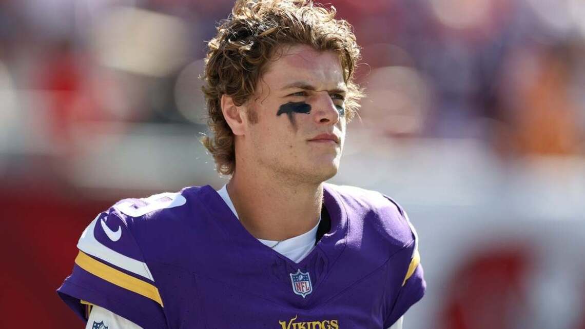 Giants acquire QB J.J. McCarthy from Vikings