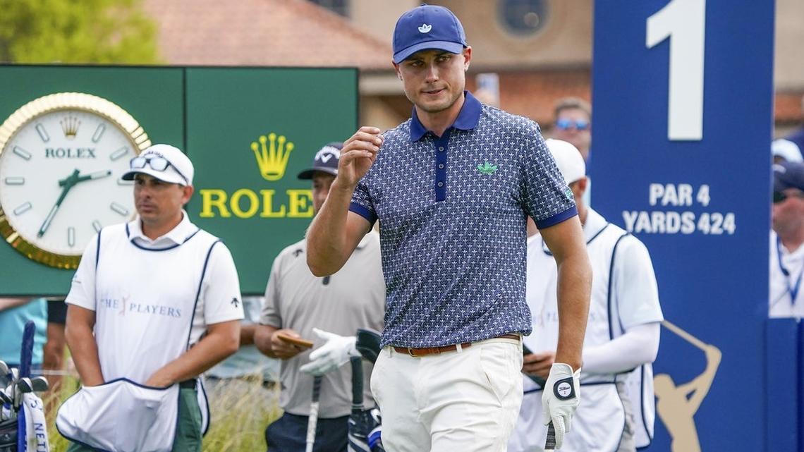 Aberg increases Players lead to 3 entering final round