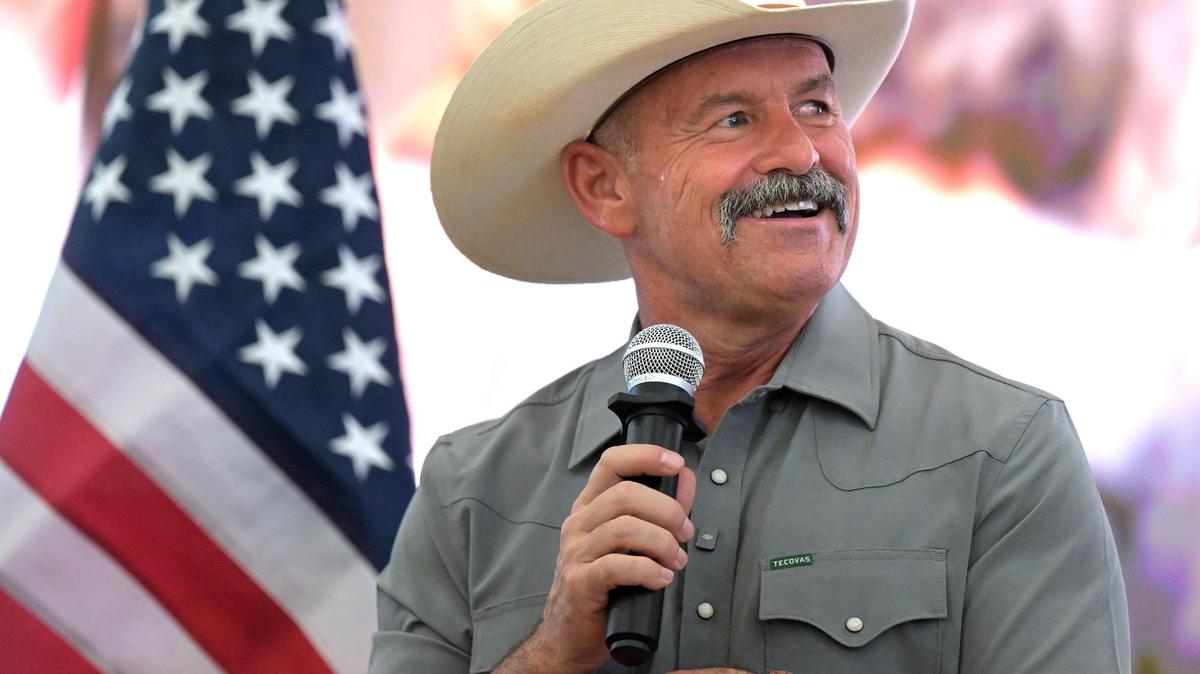 GOP gubernatorial candidate and Riverside County Sheriff Chad Bianco glances up as the first election returns are posted while speaking to campaign supporters in Eastvale on Tuesday night June 2, 2026. (Photo by Will Lester, Inland Valley Daily Bulletin/SCNG)