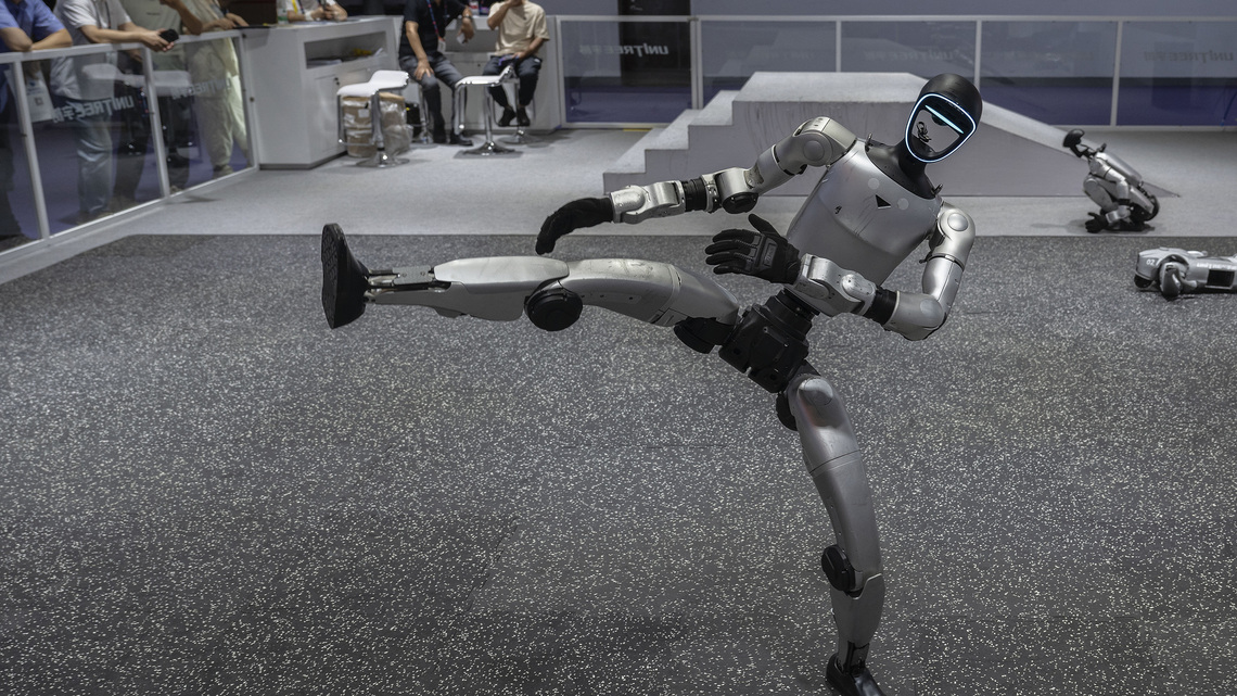 Catherine Thorbecke: What happens when Chinese AI goes rogue? 