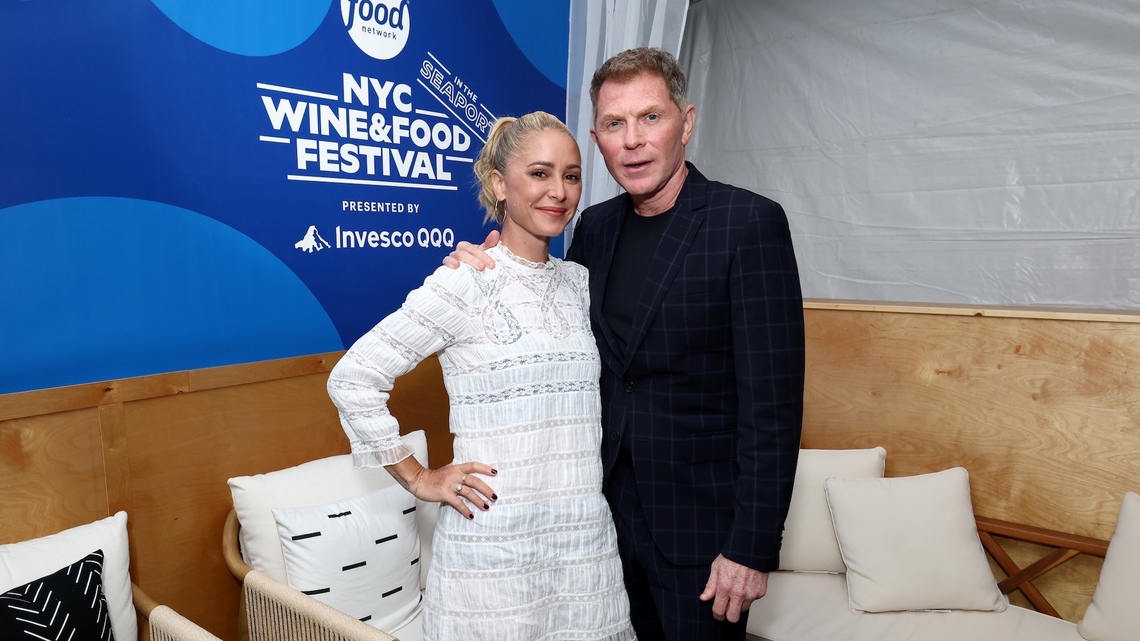 Bobby Flay and Brooke Williamson Pack on PDA at Celebrity Golf Tournament 