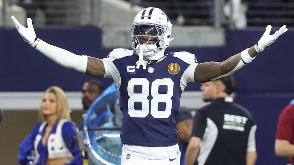  Nov 27, 2025; Arlington, Texas, USA; Dallas Cowboys wide receiver CeeDee Lamb (88) celebrates after a play against the Kansas City Chiefs during the third quarter at AT&T Stadium. Mandatory Credit: Kevin Jairaj-Imagn Images | Kevin Jairaj-Imagn Images 