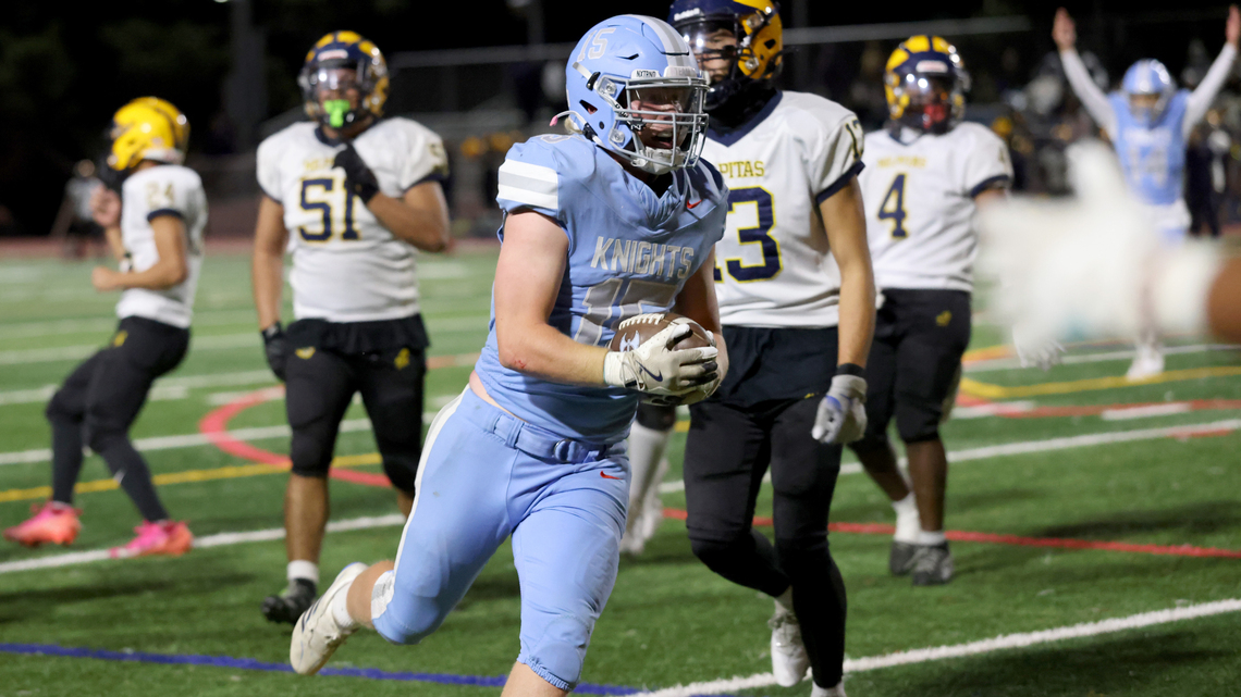 High school football 2026: Friday's Week 10 scores, Saturday's schedule 