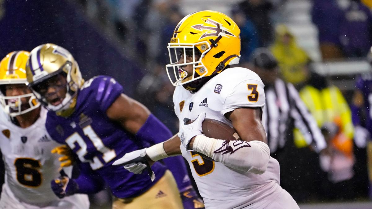 Arizona State’s Rachaad White (3) runs for a touchdown against Washington during the second half of an NCAA college football game Saturday, Nov. 13, 2021, in Seattle. Arizona State won 35-30.