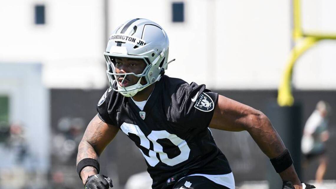 Mike Washington Jr., Tank Bigsby, and 2 Other Longshot Fantasy League-Winning RBs