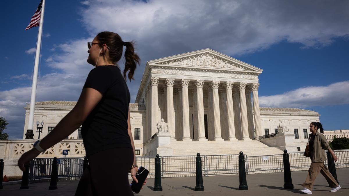 U.S. Congress. The U.S. Supreme Court building is seen on May 8, 2026. (Francis Chung/POLITICO via AP Images)