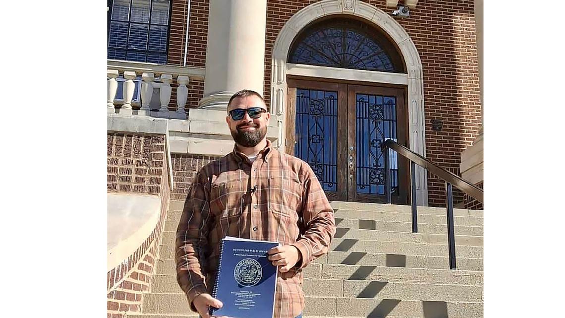 Arkansas Dad Charged With Murder Wins GOP Nomination in Sheriff's Election 