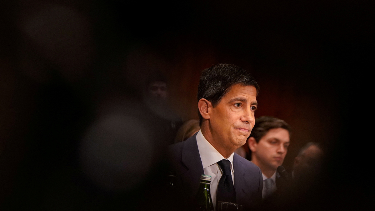 Kevin Warsh, U.S. President Donald Trump's nominee to be next chair of the Federal Reserve, attends a Senate Banking Committee confirmation hearing to testify, on Capitol Hill in Washington, D.C., U.S., April 21, 2026. REUTERS/Elizabeth Frantz