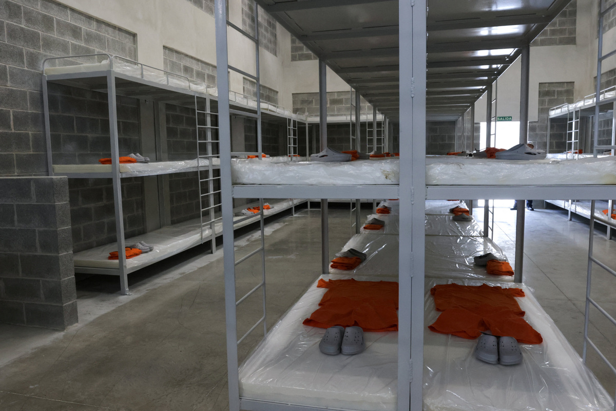 Costa Rica opens mega-prison as organized crime fight intensifies ...