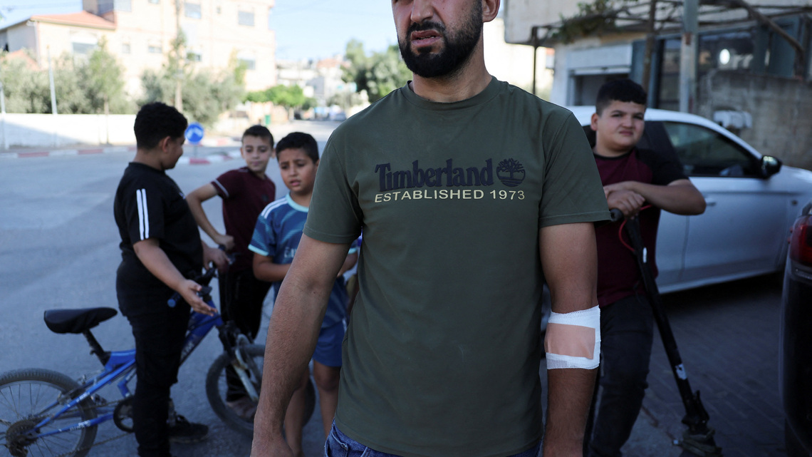 Israeli settlers stage new attack on home in West Bank's Qusra, witnesses say 