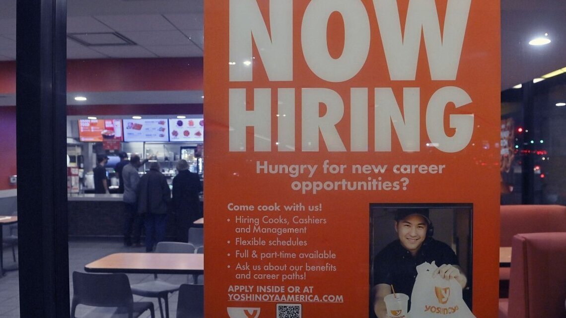 ADP: Private payrolls rise by 98K, less than expected 
