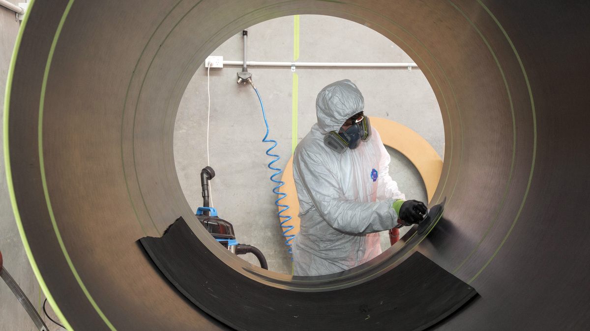 Rocket Lab pushes Neutron rocket's debut flight to 2027, shares fall ...
