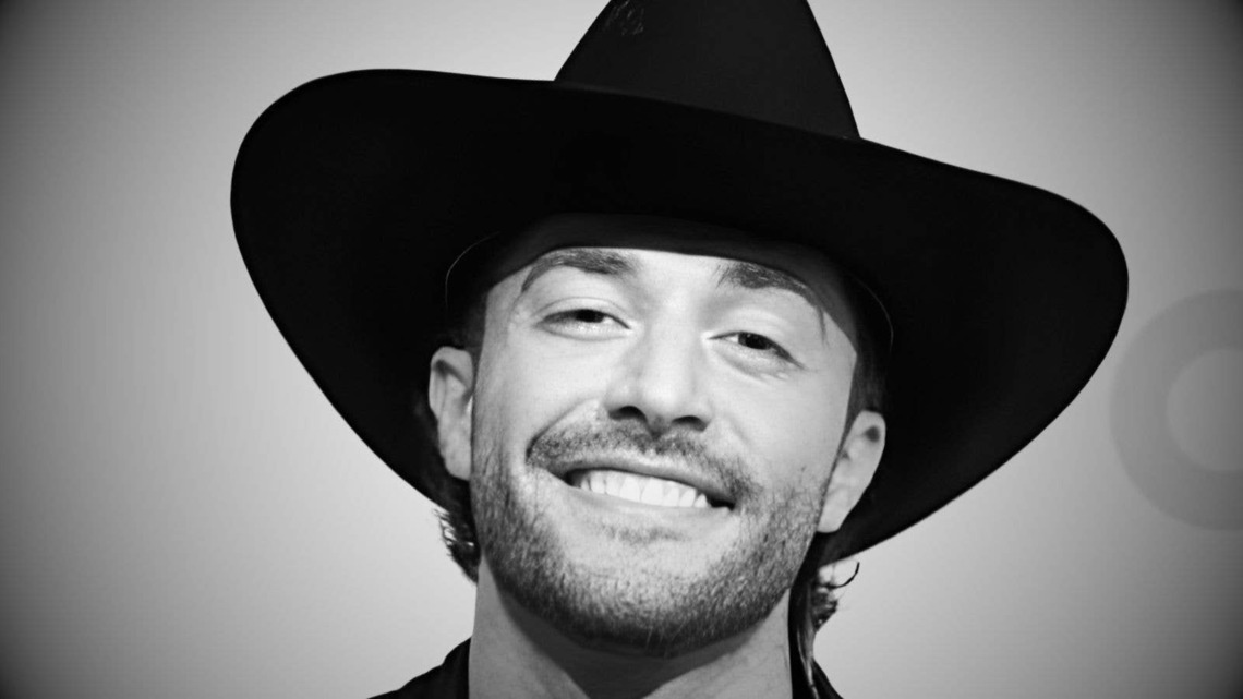 Country Star Claims He Made Out With an NFL Player-and Sings About It in New Song ‘Ring the Bell' 