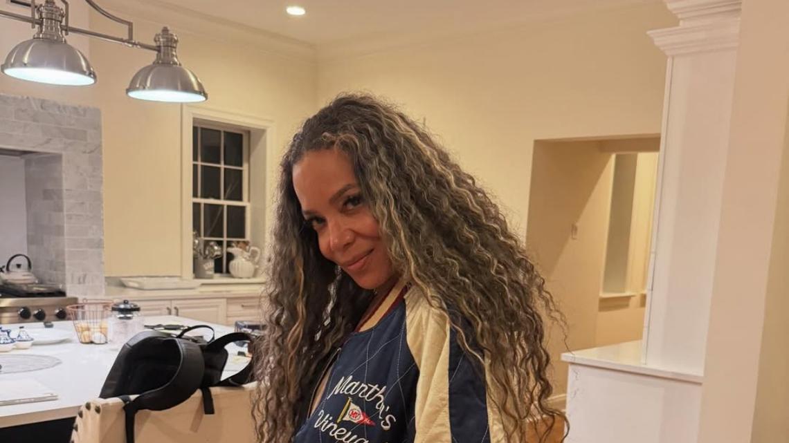 The View's Sunny Hostin Calls Out Stars Who Don't Admit to Plastic Surgery 