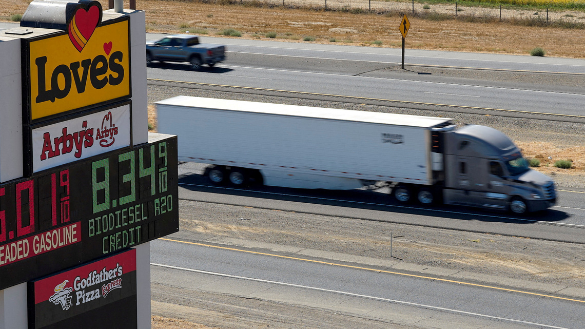 Fed survey shows price pressures intensifying as fuel costs rise