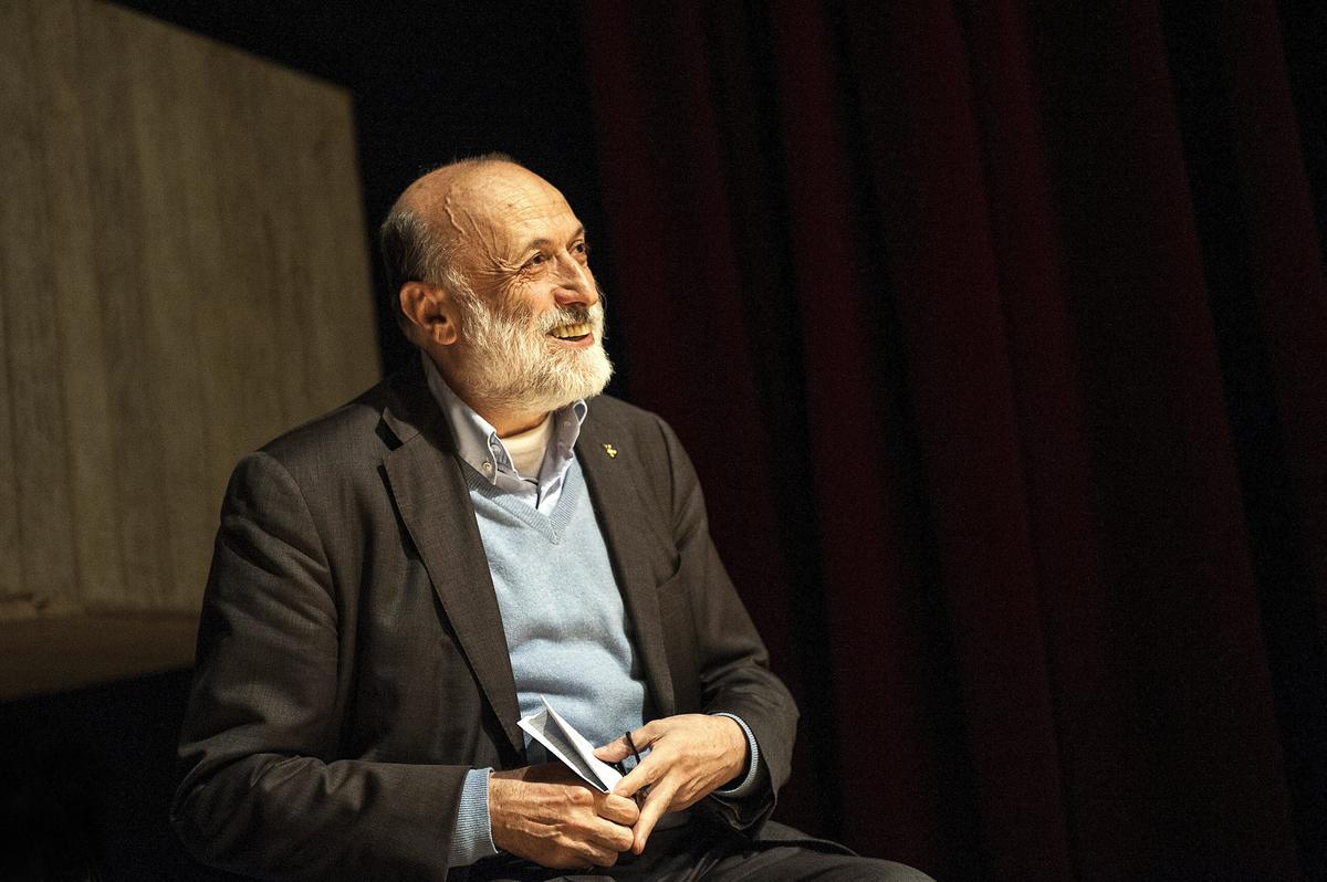 Carlo Petrini, founder of the Italian ‘Slow Food’ movement that promotes quality food, genuine ingredients and local produce, attends an event in this undated handout picture. SLOW FOOD/Handout via REUTERS