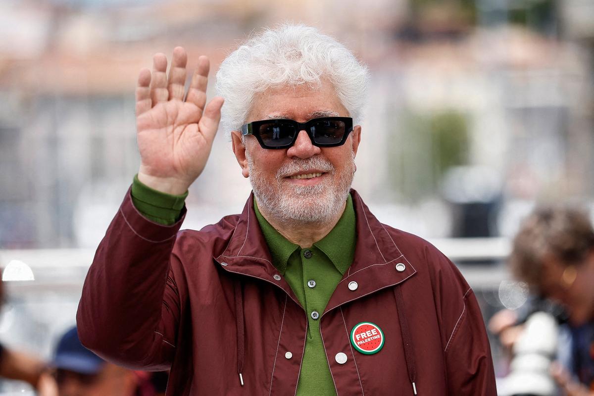 Director Pedro Almodovar who is wearing a "Free Palestine" pin,  poses during a photocall for the film "Amarga Navidad" (Bitter Christmas - Autofiction) in competition at the 79th Cannes Film Festival in Cannes, France, May 20, 2026. REUTERS/Sarah Meyssonnier