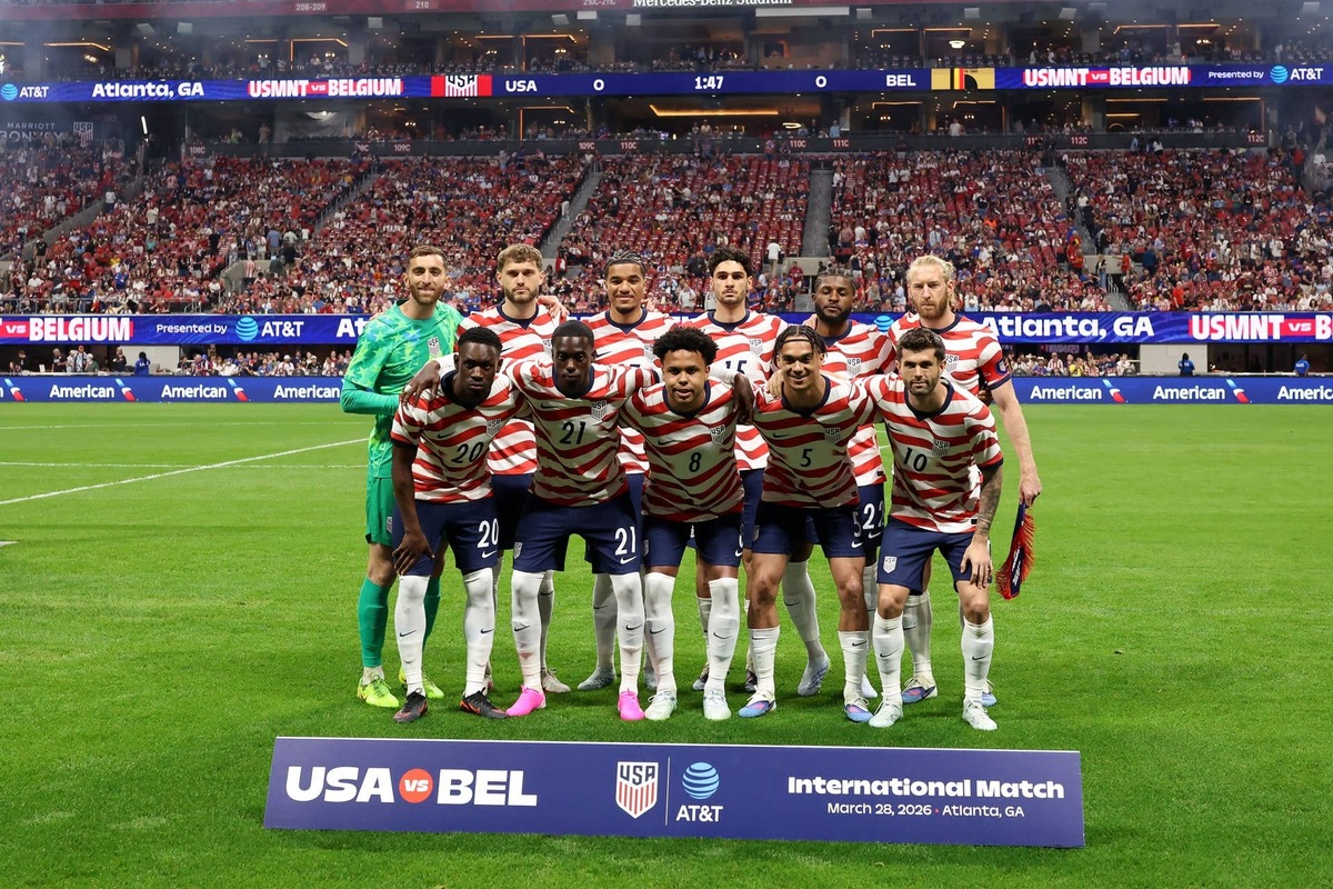  Players of the United States pose for a team photograph prior to the International Friendly match at Mercedes-Benz Stadium. Jared C. Tilton/Getty Images