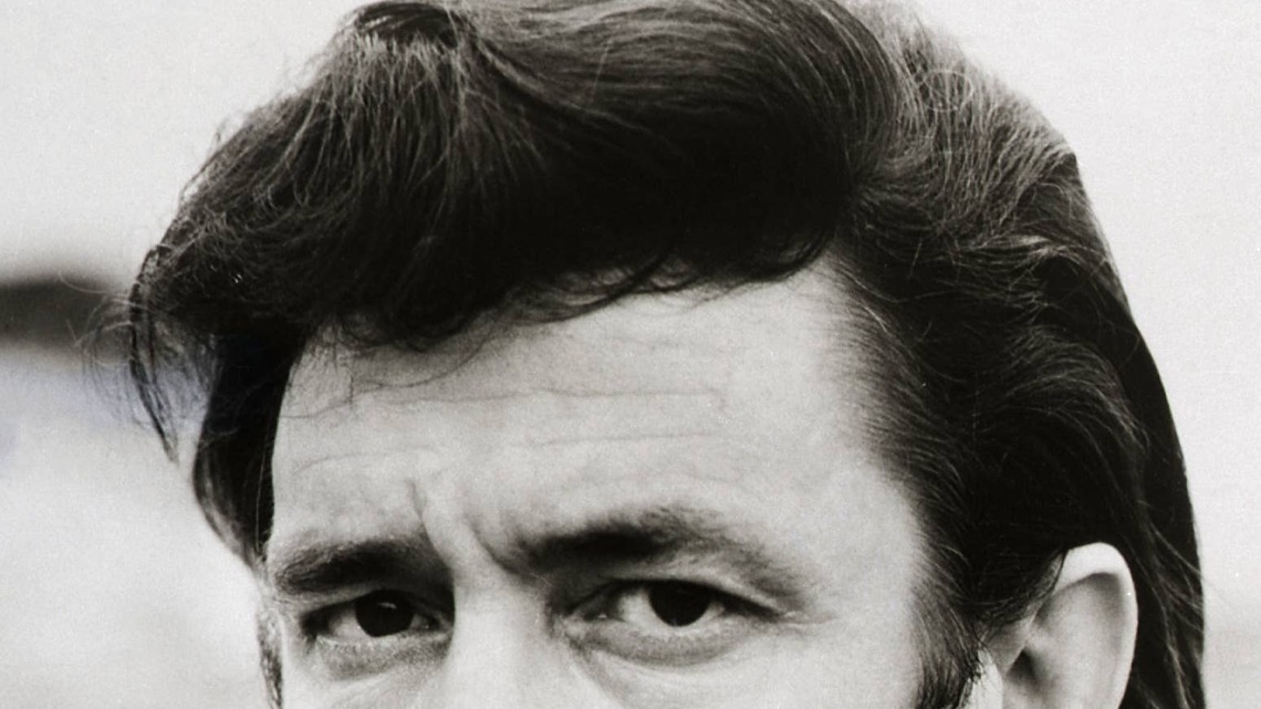 1971 Country Song, Covered by Johnny Cash, Is Still a Powerful Hit 55 Years Later 