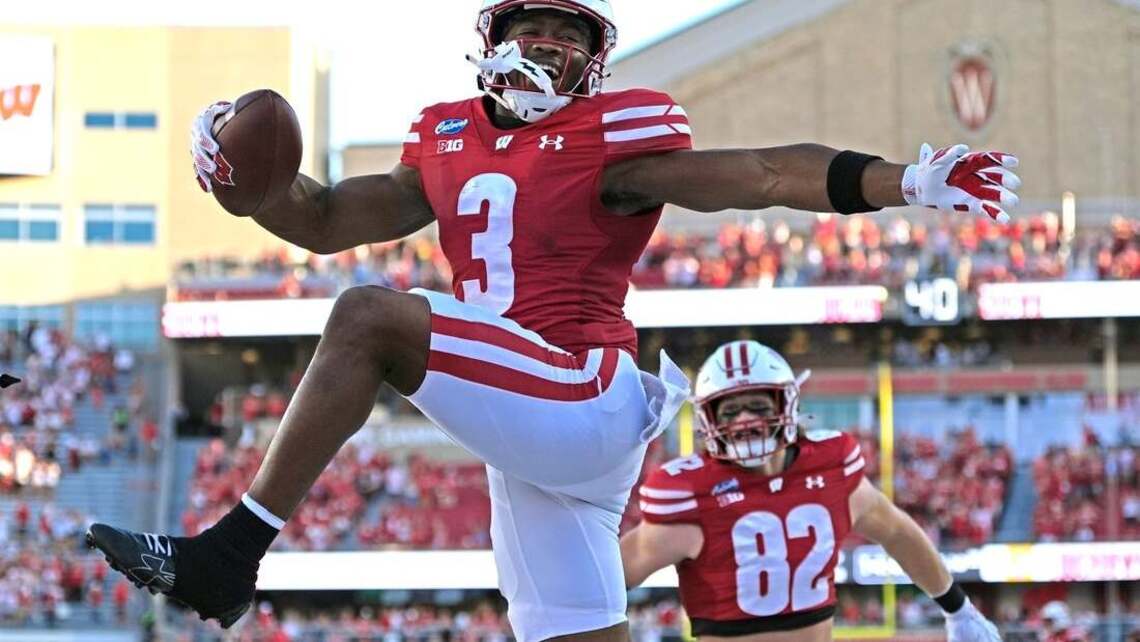 Wisconsin building strong ground game ahead of EMU's visit 
