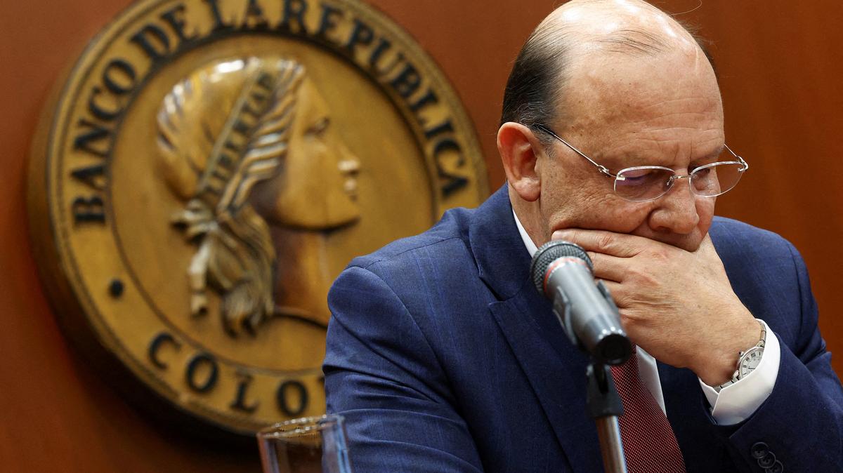 FILE PHOTO: German Avila, Colombian Minister of Finance and Public Credit, attends a press conference at the Central Bank of Colombia in Bogota, Colombia, March 31, 2025. REUTERS/Luisa Gonzalez/File Photo