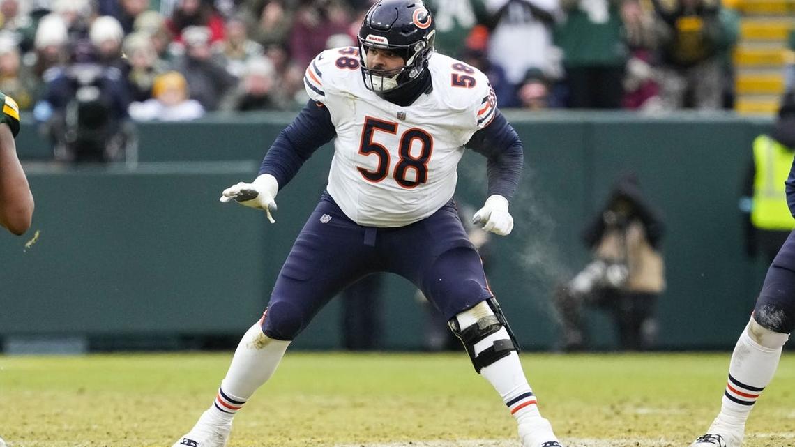 Reports: Bears pick up 5th-year option on OT Darnell Wright 