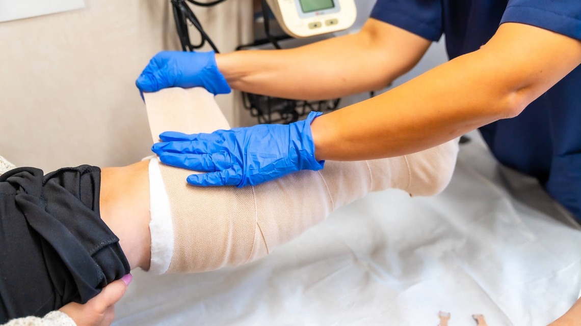 Ohio Veteran Sues Hospital After Surgeons Amputated the Wrong Leg