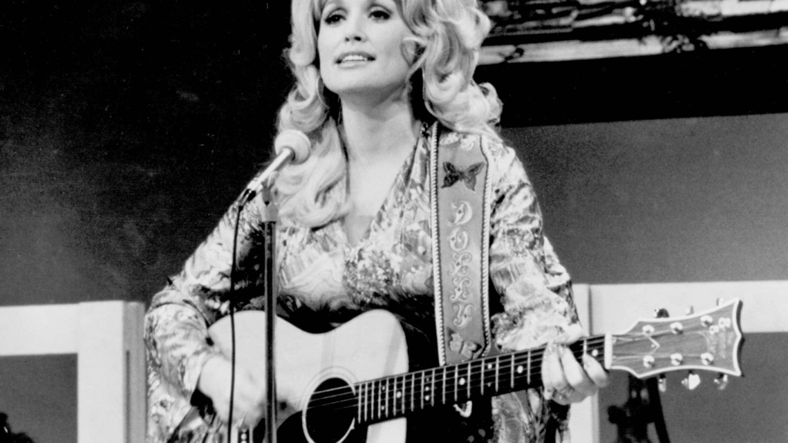 1973 Country Classic Written the Same Day as 'I Will Always Love You' Named Dolly Parton's Best Ever by Rolling Stone 