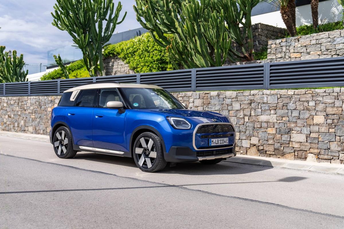MINI