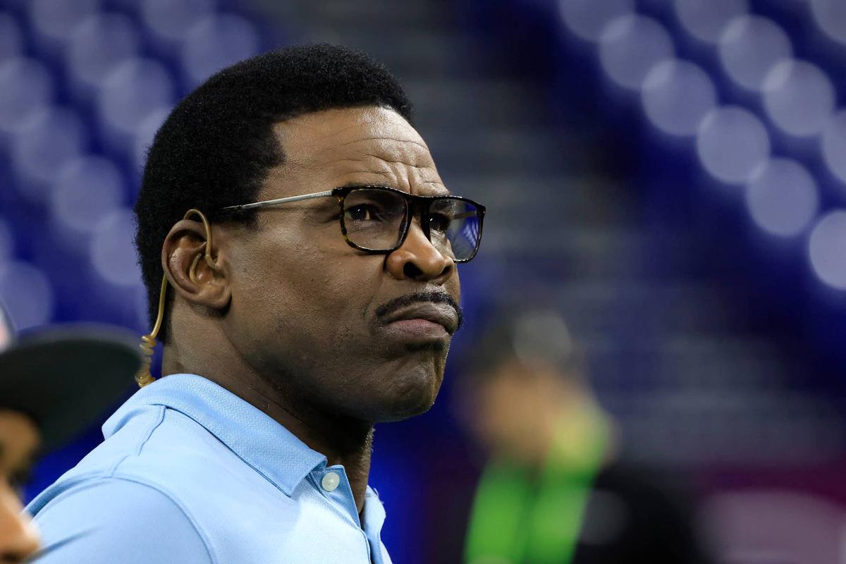  INDIANAPOLIS, INDIANA - MARCH 03: Michael Irvin of NFL Network looks on during the NFL Combine at Lucas Oil Stadium on March 03, 2022 in Indianapolis, Indiana. (Photo by Justin Casterline/Getty Images) 