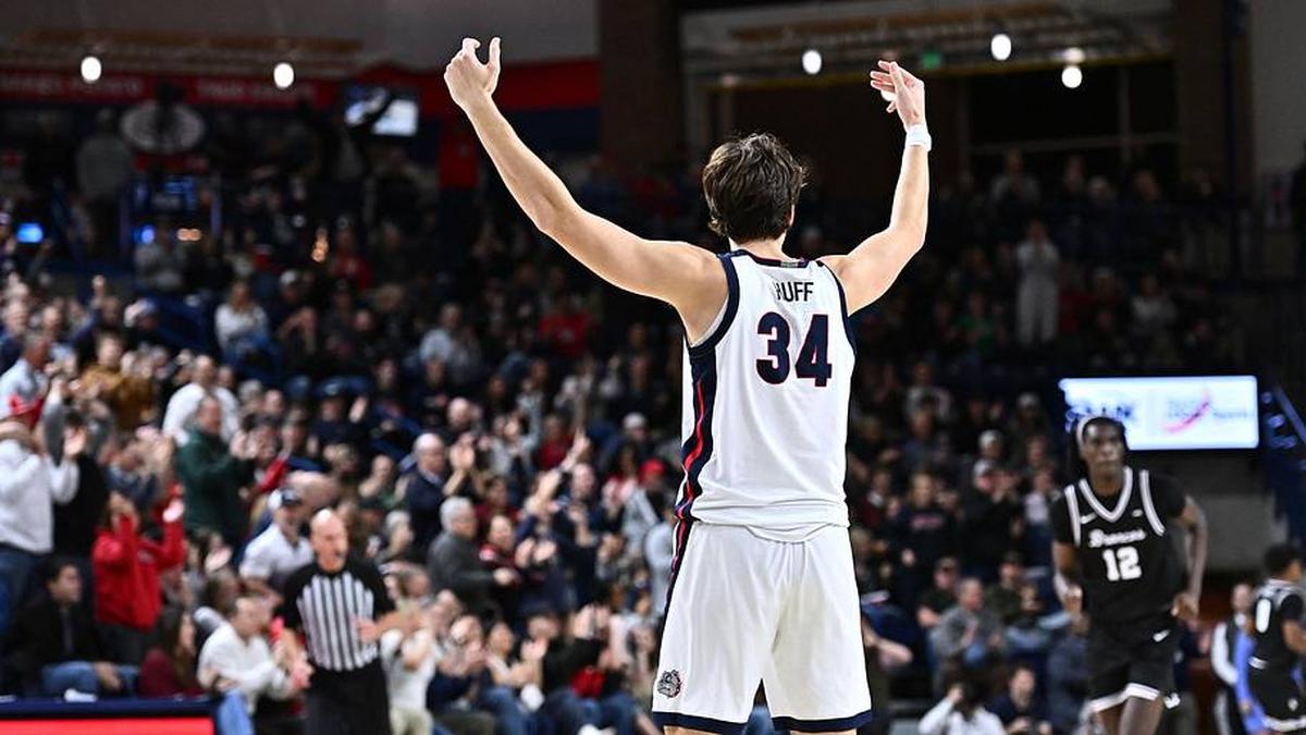  Jan 8, 2026; Spokane, Washington, USA; Gonzaga Bulldogs forward Braden Huff (34) | James Snook-Imagn Images 