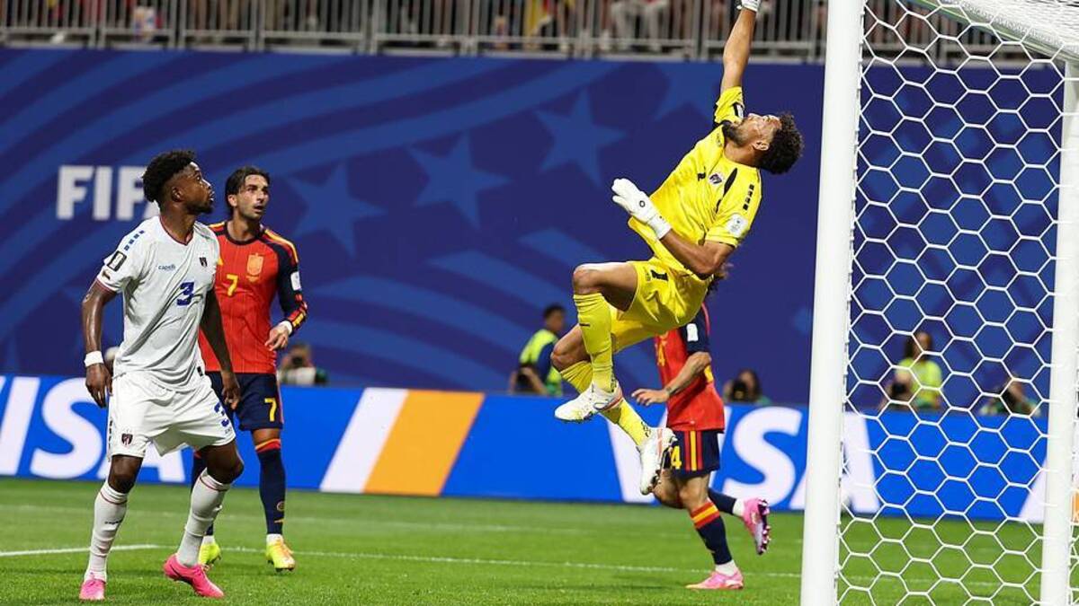  Vozinha was unbeatable. | Wang Kaiyan/Xinhua/Getty Images 